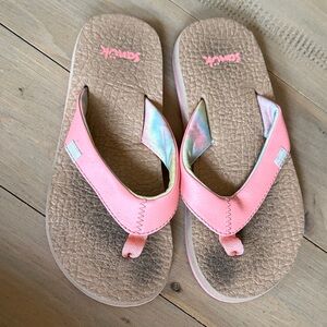 Sanuk Pink and Tan Flip Flops